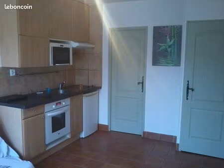 t2 à 50m rer c chamarande (91) – dispo rapidement – contact uniquement par tel