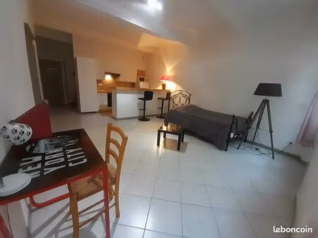 grand studio centre ville draguignan - idéal etudiant