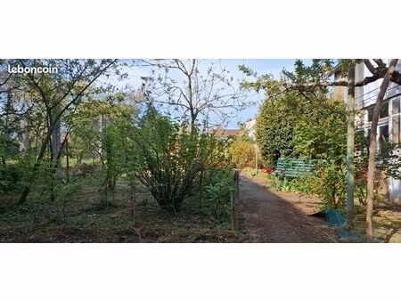 maison 105m2 dépendances jardin