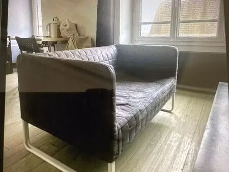 location studio meublé