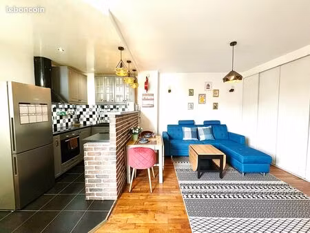 location meublée appartement 2 pièces 43 m²