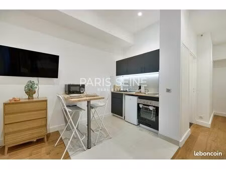 studio 1 pièce 27 m²