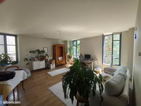 appartement t4+ bureau royat-94m2