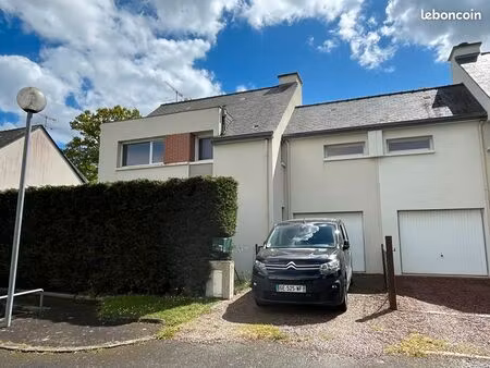maison 6 pièces 104 m²