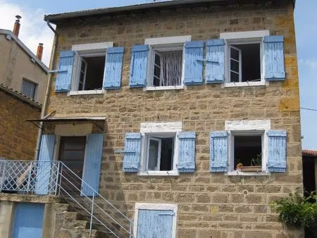 a louer maison de village agréable