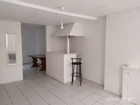 location f 2