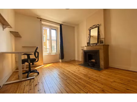 location appartement  63.45 m² t-3 à caluire-et-cuire  737 €