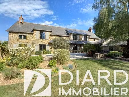 location maison à saint-pierre-la-cour (53410) : à louer / 230m² saint-pierre-la-cour