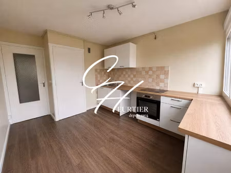 location appartement 2 pièces 63 m² à voiron (38500)