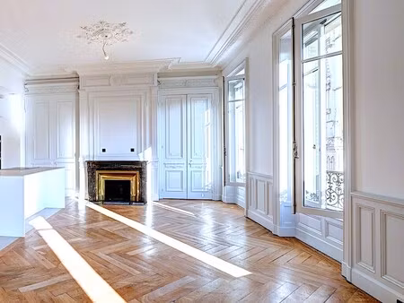 location bureaux 117 m² à 498 m²
