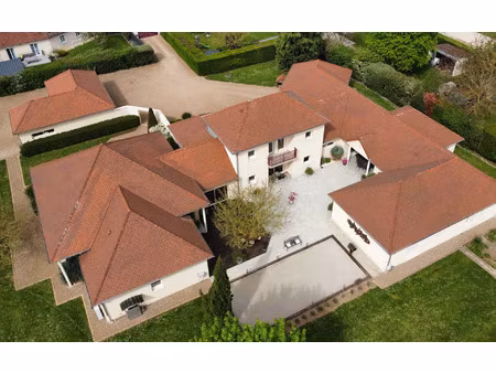 maison dijon m² t-8 à vendre  990 000 €