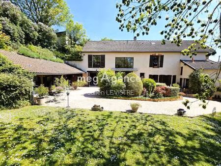 maison de 6 pièces de 180m²