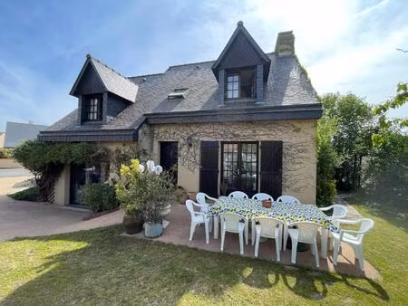 maison style pavillon 5 ch rien à faire au calme.