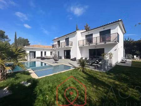 vente maison 8 pièces 318 m² le beausset (83330)