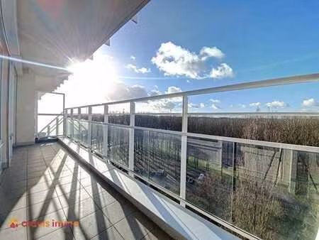très bel appartement 1 chambre avec grande terrasse