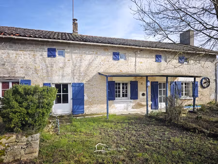 maison en pierres