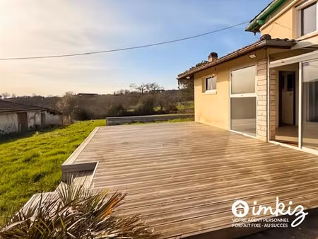 maison de campagne de 7 pièces et hangar