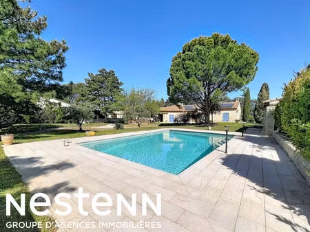 bastide d'exception en pierre ? élégance provençale & art de vivre
