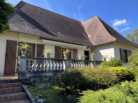 entre brive et limoges  proche pompadour