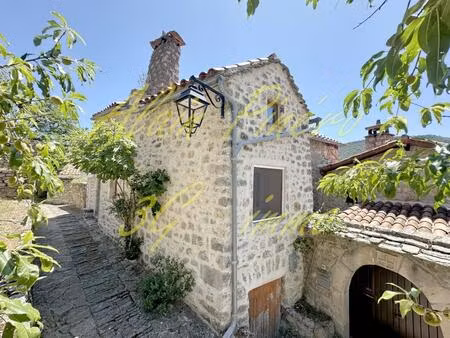 maison en pierre 5 pièces