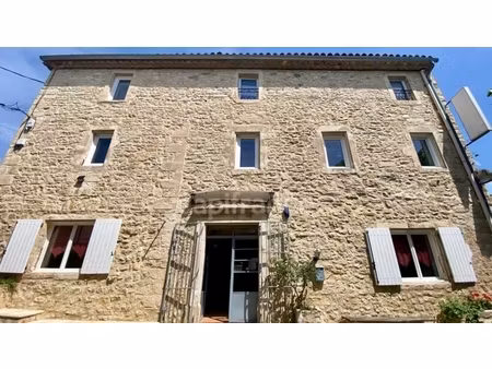 grande maison de caractère 220m2 en pierre à vagnas (07)  à proximité de vallon-pont-d’arc