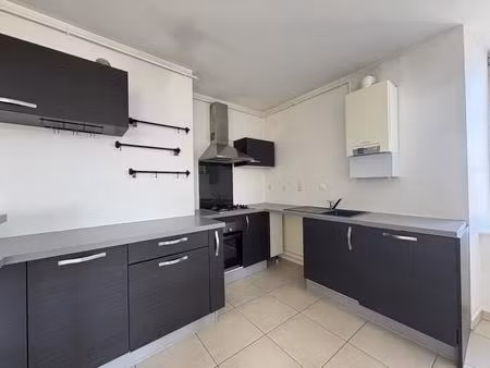 appartement 3 pièces – 72m² – cave