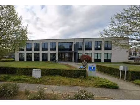 nice offices to let as from 450 m² up to 4.500 m²