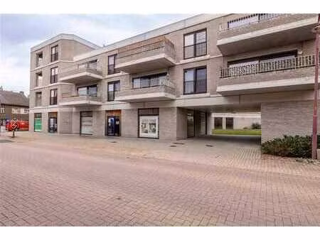 commerce avec appartement