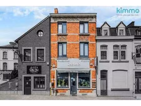 immeuble mixte au centre de walcourt avec logement