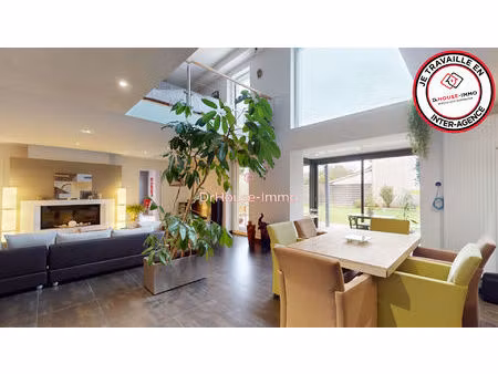 maison contemporaine lumineuse orléans sud 8 pièce(s) 174 m2