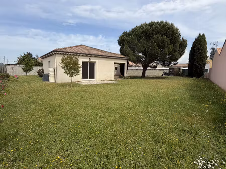 maison familiale 4 chambres avec double terrasse et jardin