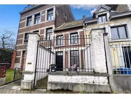 liège: maison 2 chambres avec terrasse et jardin!