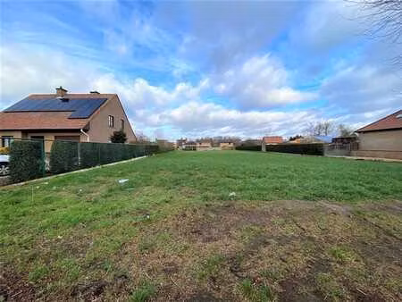 terrain à bâtir de 1 211 m² pour une construction jumelée