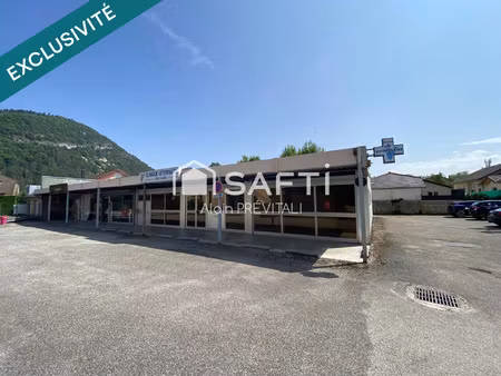 vente immeuble 327 m² montréal-la-cluse (01460)