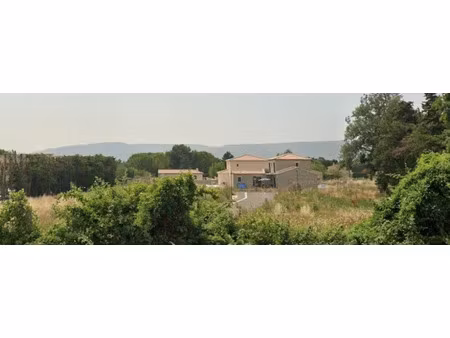 vente terrain 448 m² à sénas (13560)  136 000 €