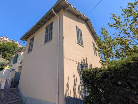 vente maison 4 pièces 80 m² cagnes-sur-mer (06800)