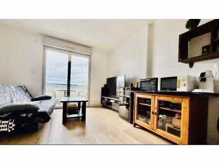 location appartement 2 pièces à trélazé (49800) : à louer 2 pièces / 33m² trélazé