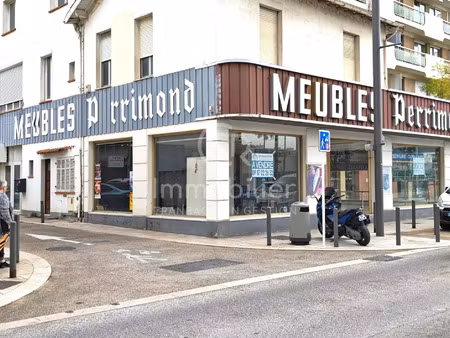 vente commerce 3 pièces 186 m² cannes (06400)