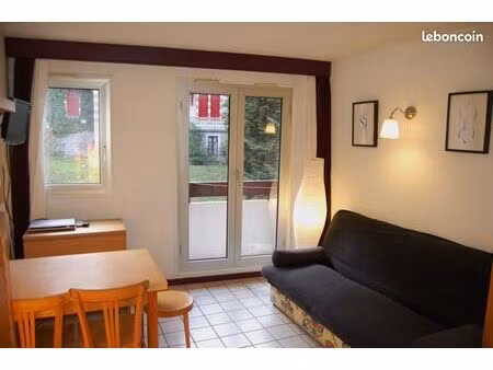 studio 1 pièce 18 m²