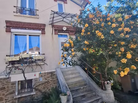 mermoz. maison 5 pièces
