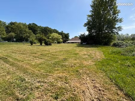 terrain 1000 m² pomarez