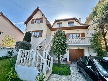 maison livry gargan 6 pièce(s) 225.90 m2