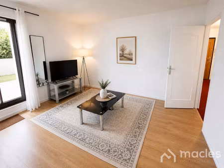appartement avec terrasse à pierrefitte sur seine 2 pièce(s)