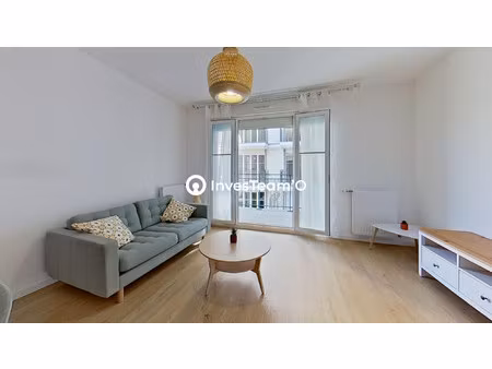 appartement t3 meublé + balcon + parking