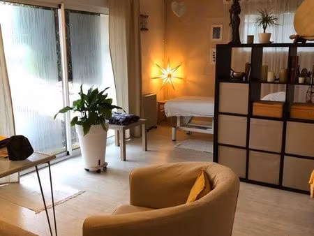 appartement 3 pièces  70m2  jardin (eau  chauffage et clim compris)