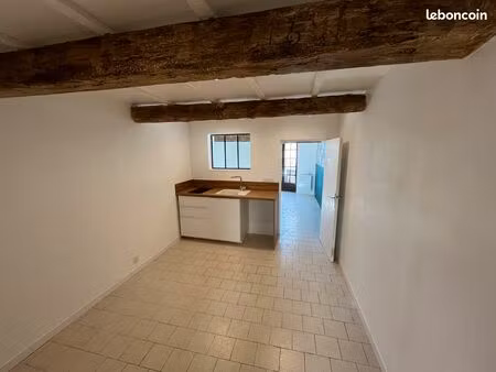 appartement t2  clapiers  rénové à neuf  28m2