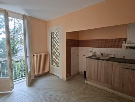 appartement 3 pièces 80 m²