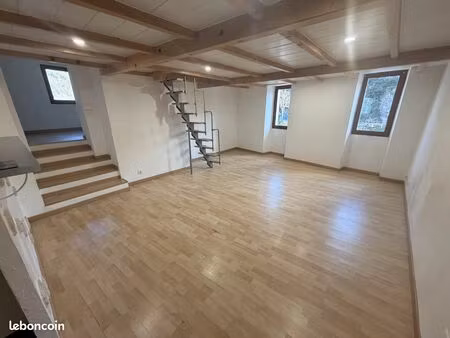 duplex 4 pièces 65 m²