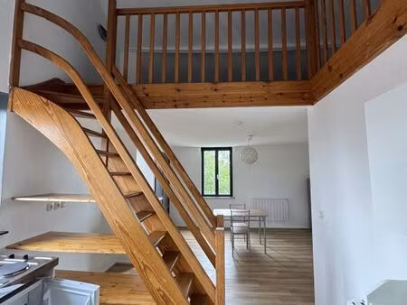 studio 1 pièce 30 m²