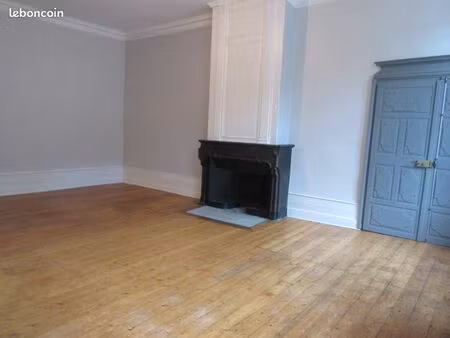 appartement 2 pièces 84 m²
